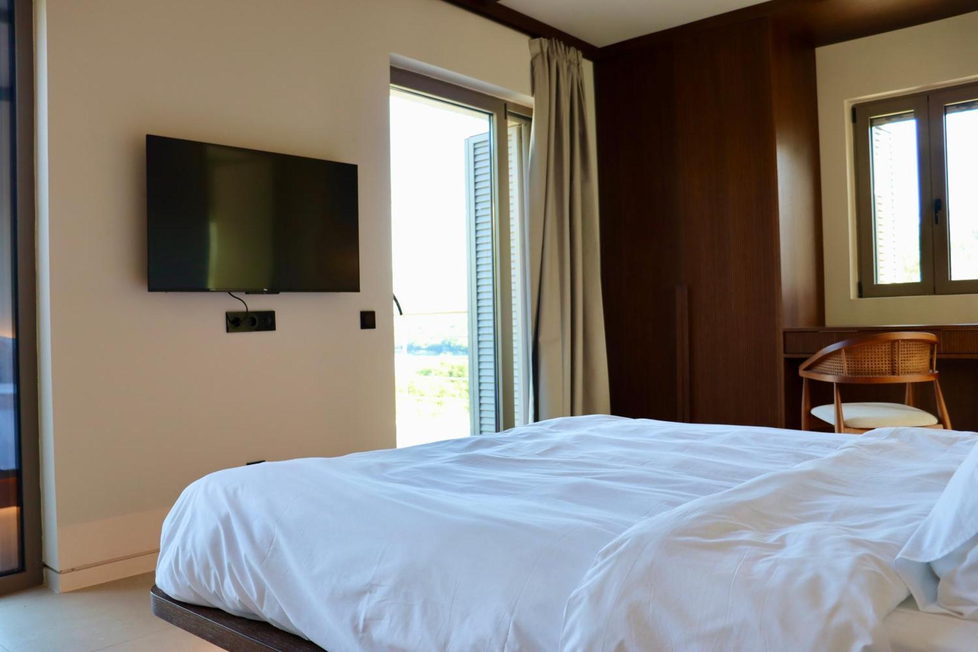 Amphitheatro Boutique Hotel Katomerion Exterior photo